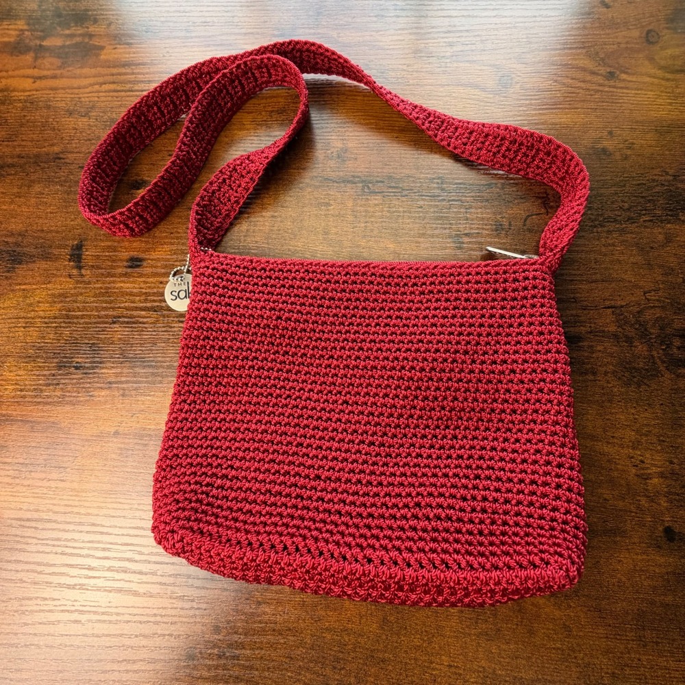 The Sak Red Crochet Knit Shoulder Bag Y2K Boho Zip Top Purse Vintage